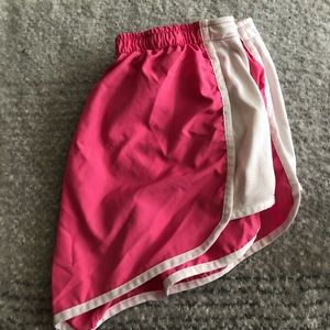 Puma athletic shorts size large pink